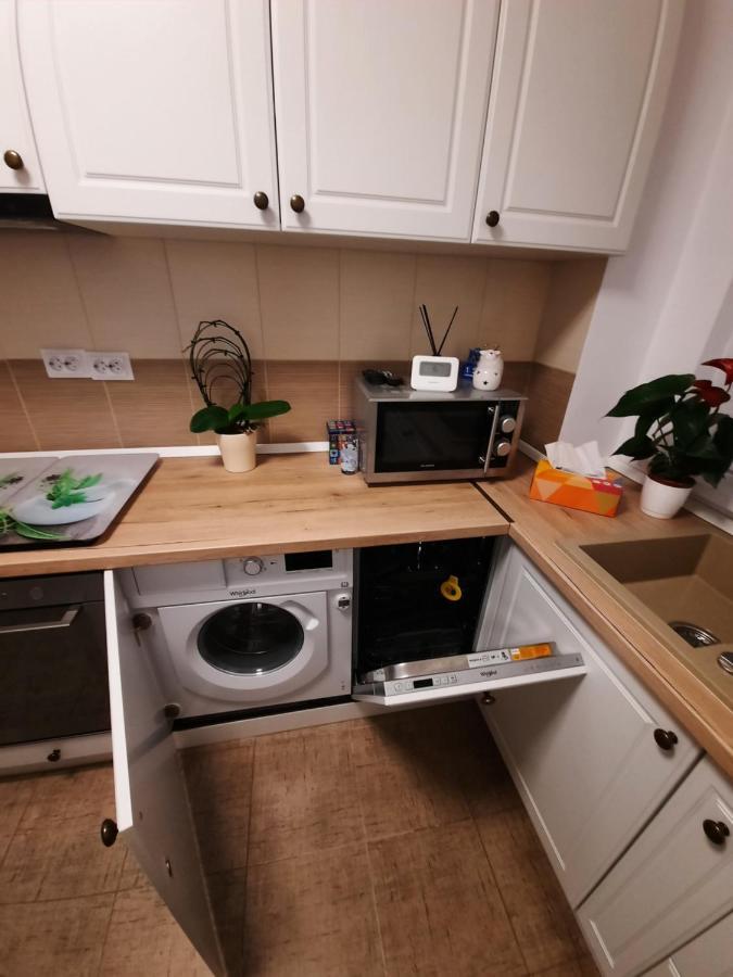 Happy Apartament Appartement Sibiu Buitenkant foto