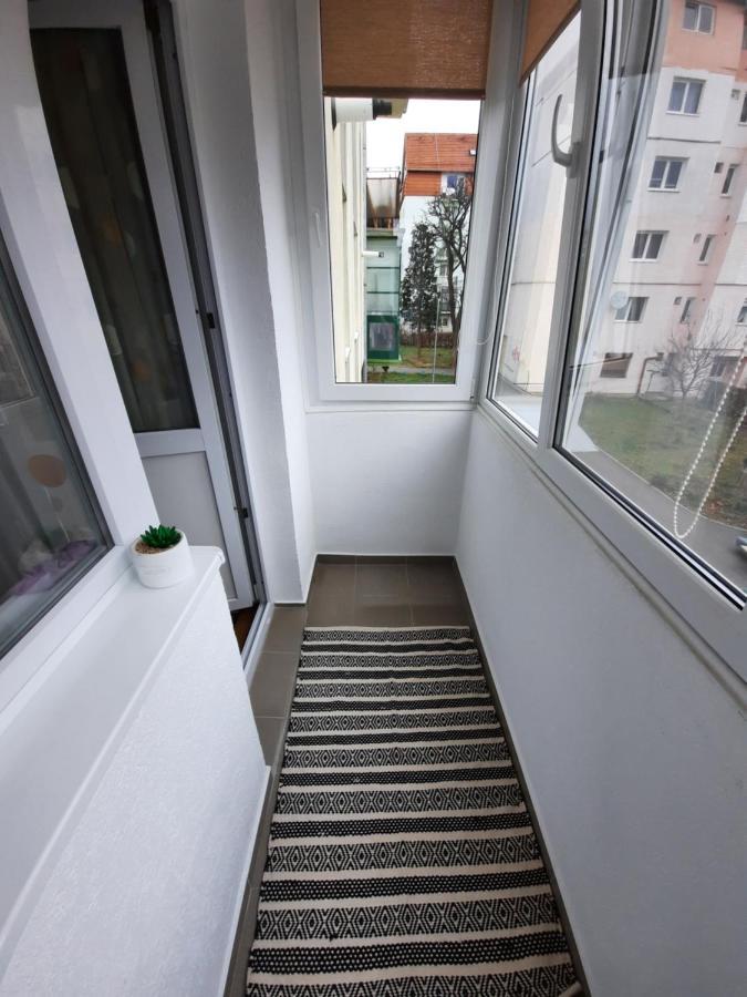 Happy Apartament Appartement Sibiu Buitenkant foto